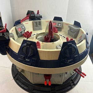 Vintage 1986 Hasbro G.I. Joe Cobra Terror Drome HQ Base w/ Firebat Jet. ARAH