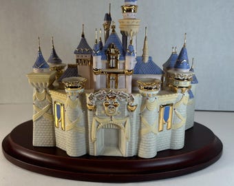 レノックス 白雪姫 Let's See What's upstairs Amazon.com: Lenox Let's See What's Upstairs : Home & Kitchen