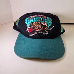 Vintage 1990s Vancouver Grizzlies Sports Specialties Snapback Hat
