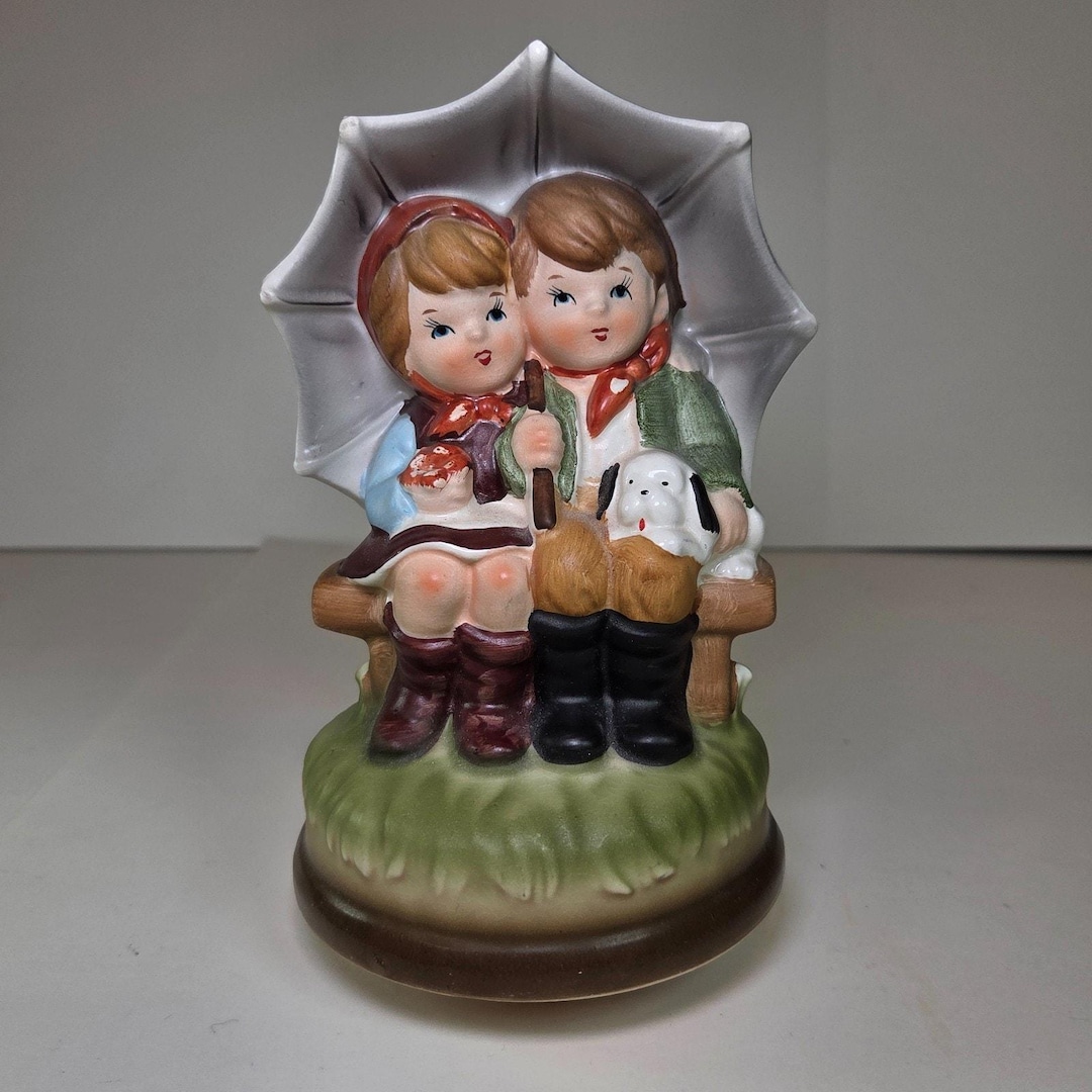 Vintage Japan Raindrops Music Box Figurine Sankyo Style Hummel