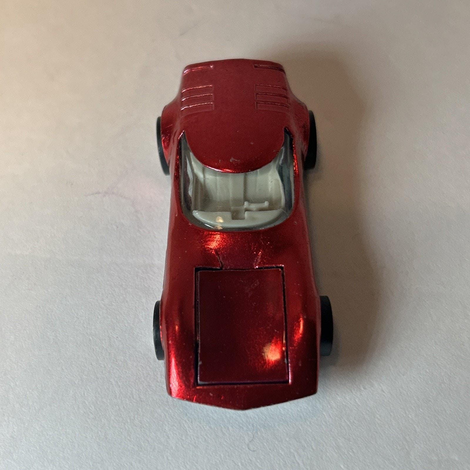 Hot Wheels Redline Torero Magenta 1968 USA Base Opening Rear