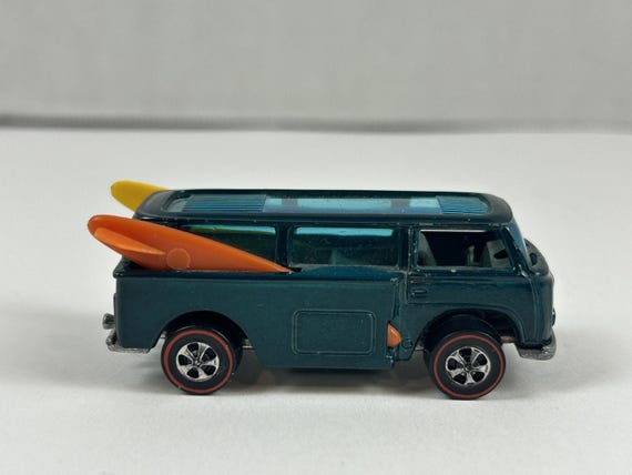 Vintage Hot Wheels Volkswagen Beach Bomb Redline 1969 Mattel HK