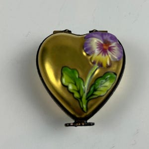 Rochard Limoges France Heart Trinket Box Hand Painted Pansy Gold Porcelain