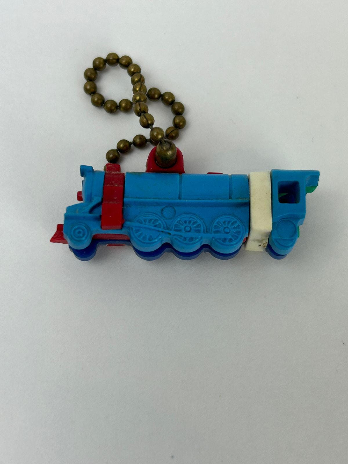 Vintage 1950s Steam Locomotive Puzzle Key Chain Toy on Original  display picture 1