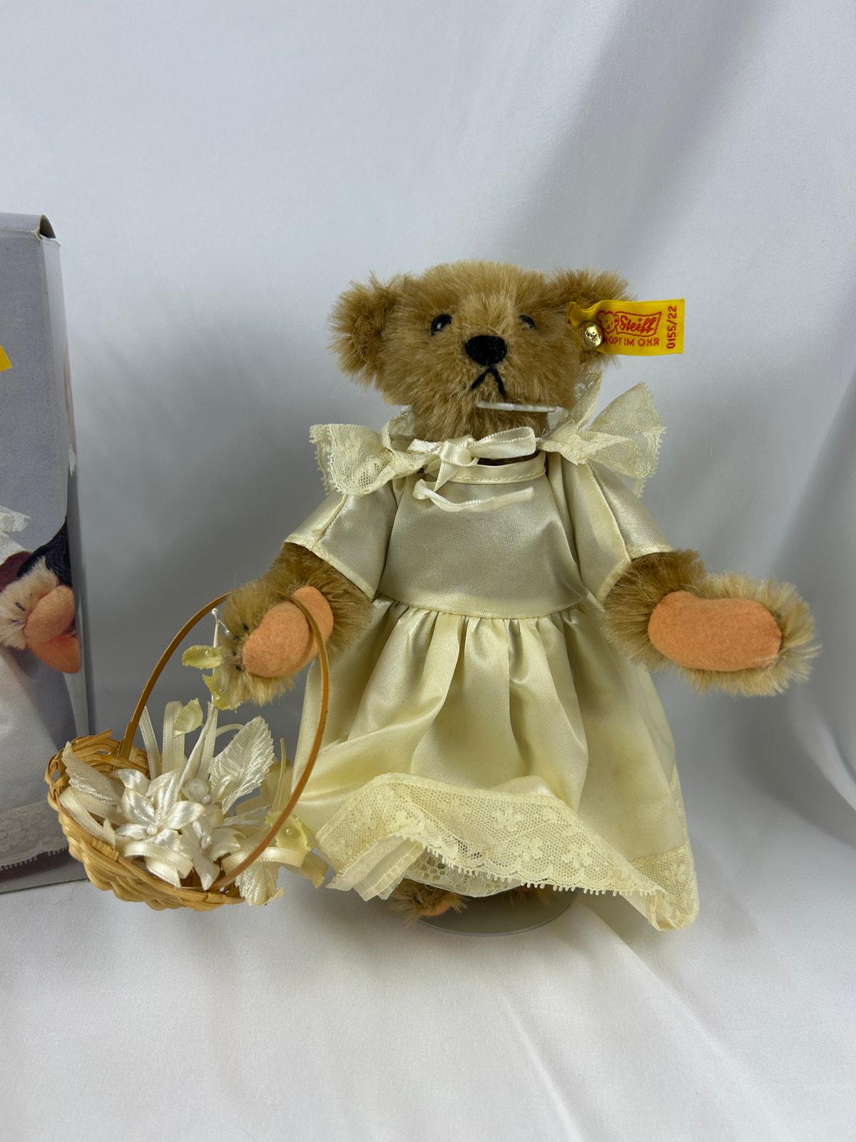 Steiff Flower Bearer 0155 22 Strong Museum Bear W Box Vintage