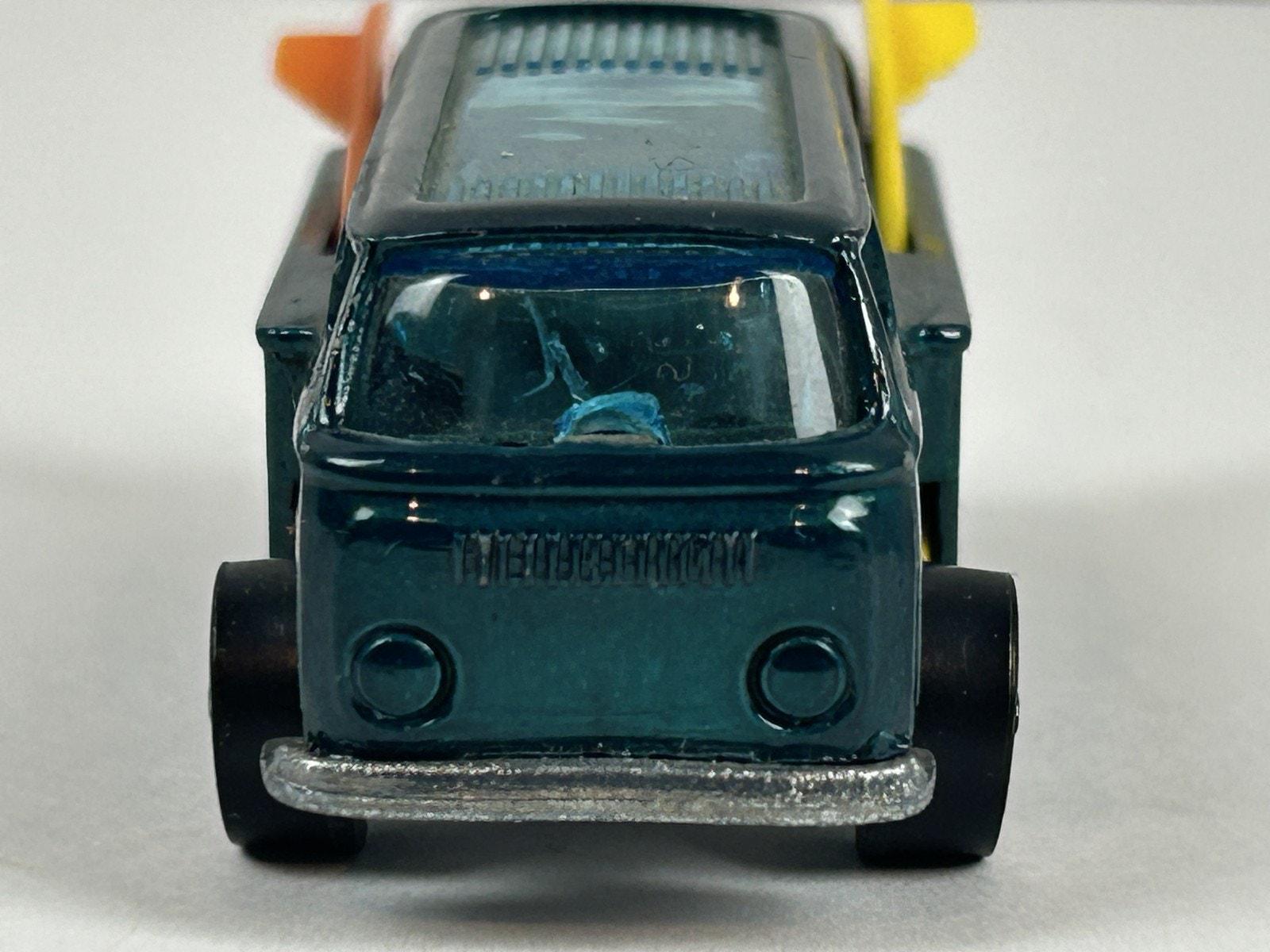 Vintage Hot Wheels Volkswagen Beach Bomb Redline 1969 Mattel HK