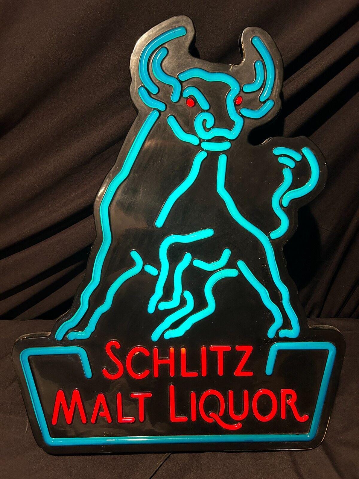 Schlitz Malt Liquor Faux Neon Bar Sign 1984 KCS 24