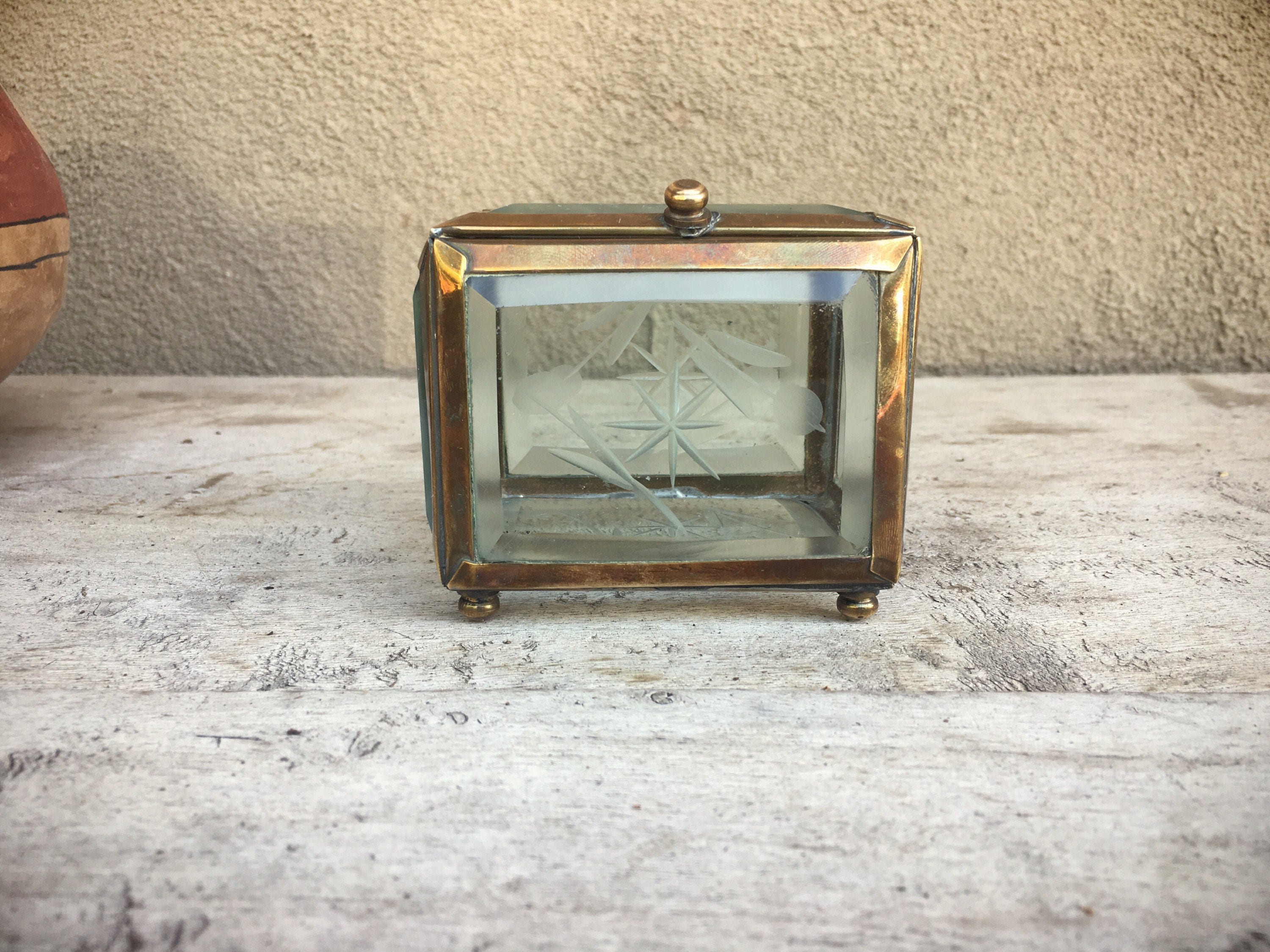 Small vintage etched thick beveled glass box with hinged lid