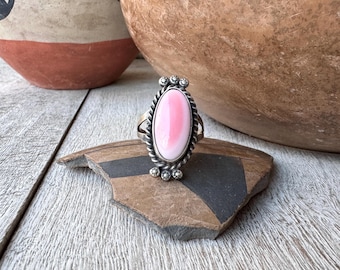 Navajo Fannie Platero Sterling Silver Pink Conch Ring Approx Size 9