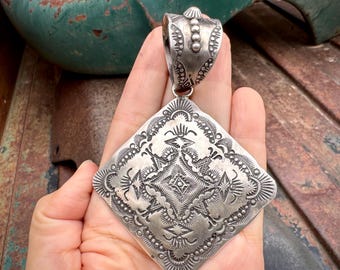 Large Sterling Silver Concho Pendant by Navajo Vince Platero 40g, Optional Navajo Pearls 47g