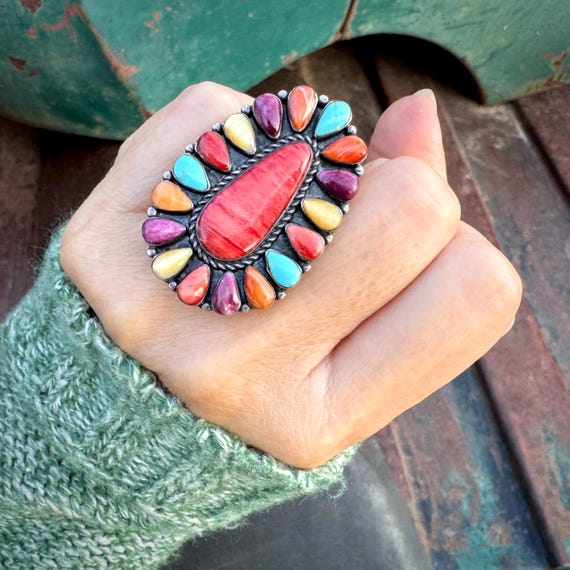 Large Signed Cluster Ring Size 7, Spiny Oyster Tu… - image 2