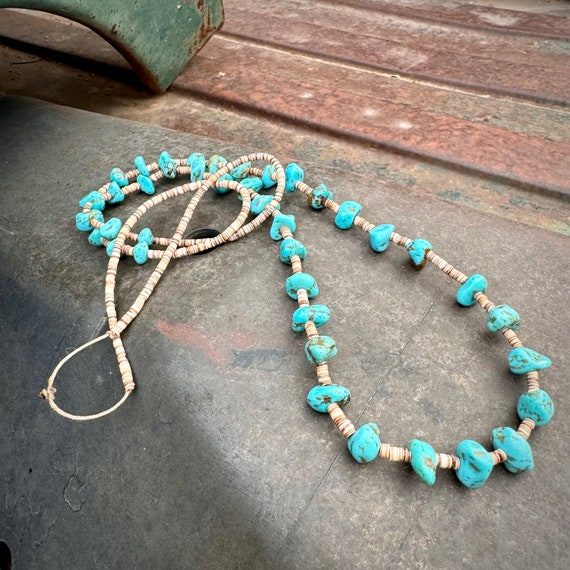 Vintage Turquoise Nugget and Shell Heishi Necklac… - image 9