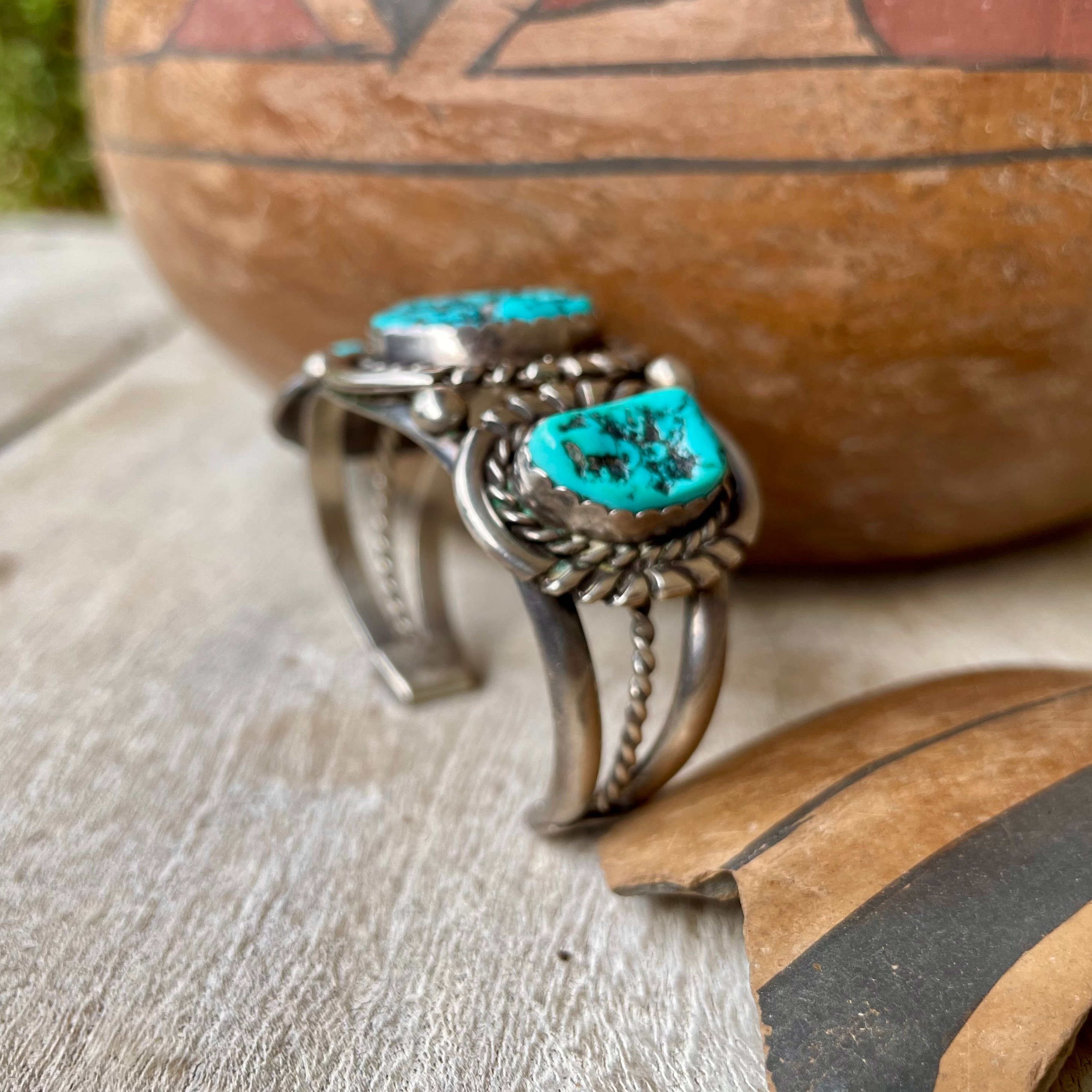 Vintage Three-Stone Navajo Nugget Turquoise Cuff Bracelet 5.25