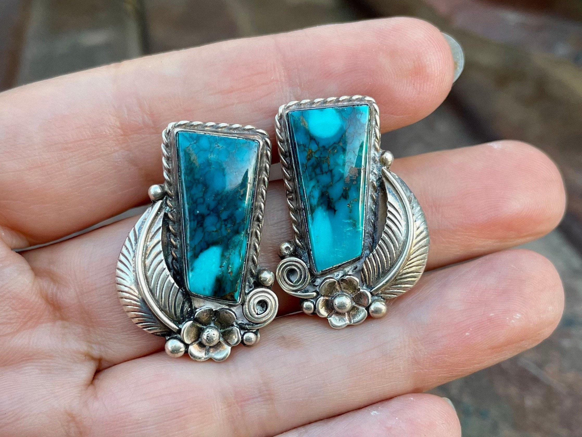 Rare Bisbee Turquoise Vintage Native American Navajo Leaf Sterling Silver Ring Rare Bisbee Turquoise Vintage Native American Navajo Leaf Sterling Silver Ring
