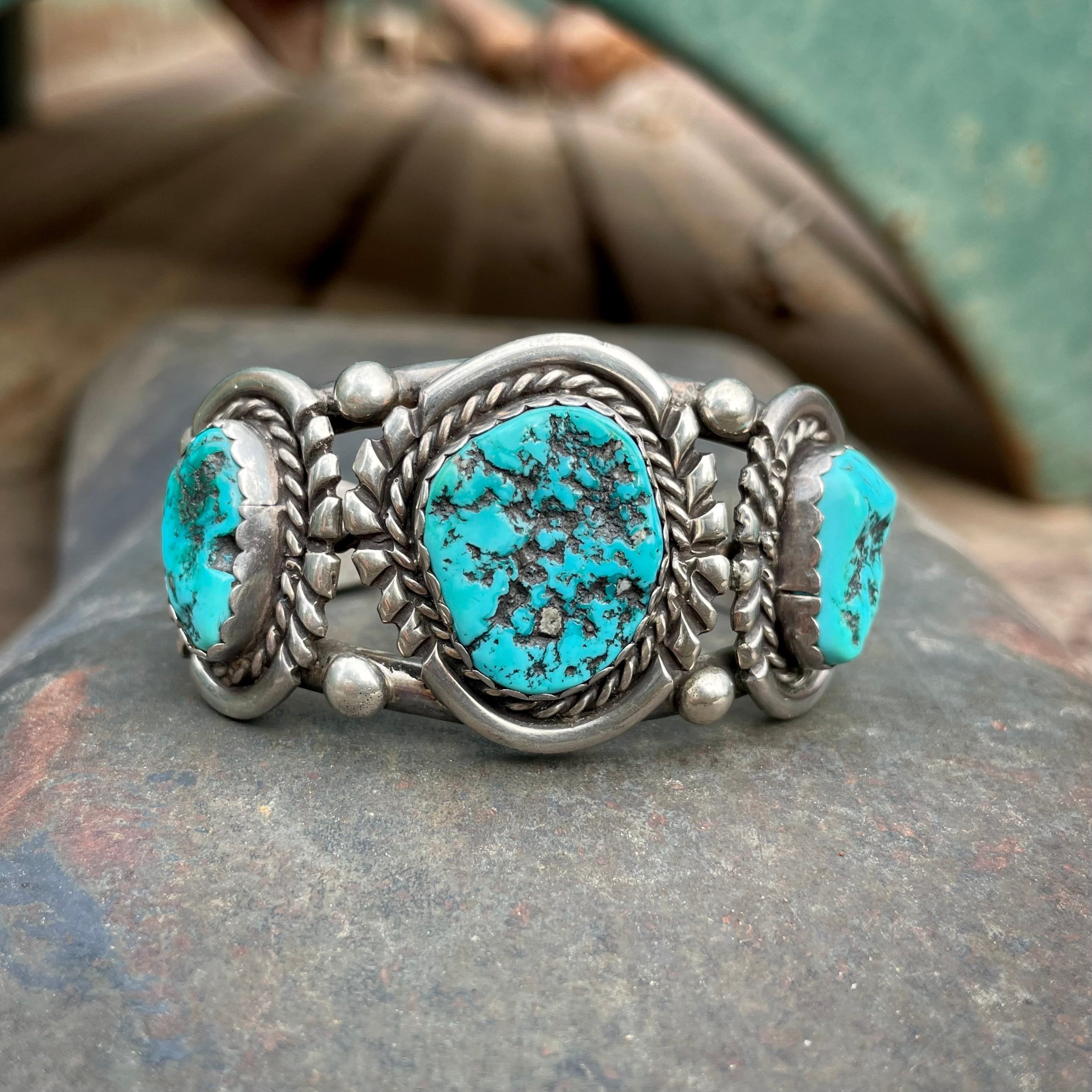 Vintage Three-Stone Navajo Nugget Turquoise Cuff Bracelet 5.25
