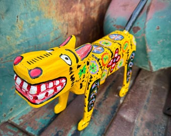 Vintage Carved Painted Dog Statue w/ Removable Tail, Smiling w/ Teeth, Primitive Folk Art