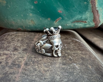 Vintage Sterling Silver Skull with Crown Ring Size 6.25, Faceted Black Glass