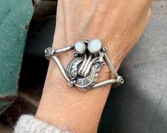 1970s Silver and Mother of Pearl Navajo Bracelet with Floral Silverwork on Wire Shank, Native America Indian Jewelry, June Birthstone Gift