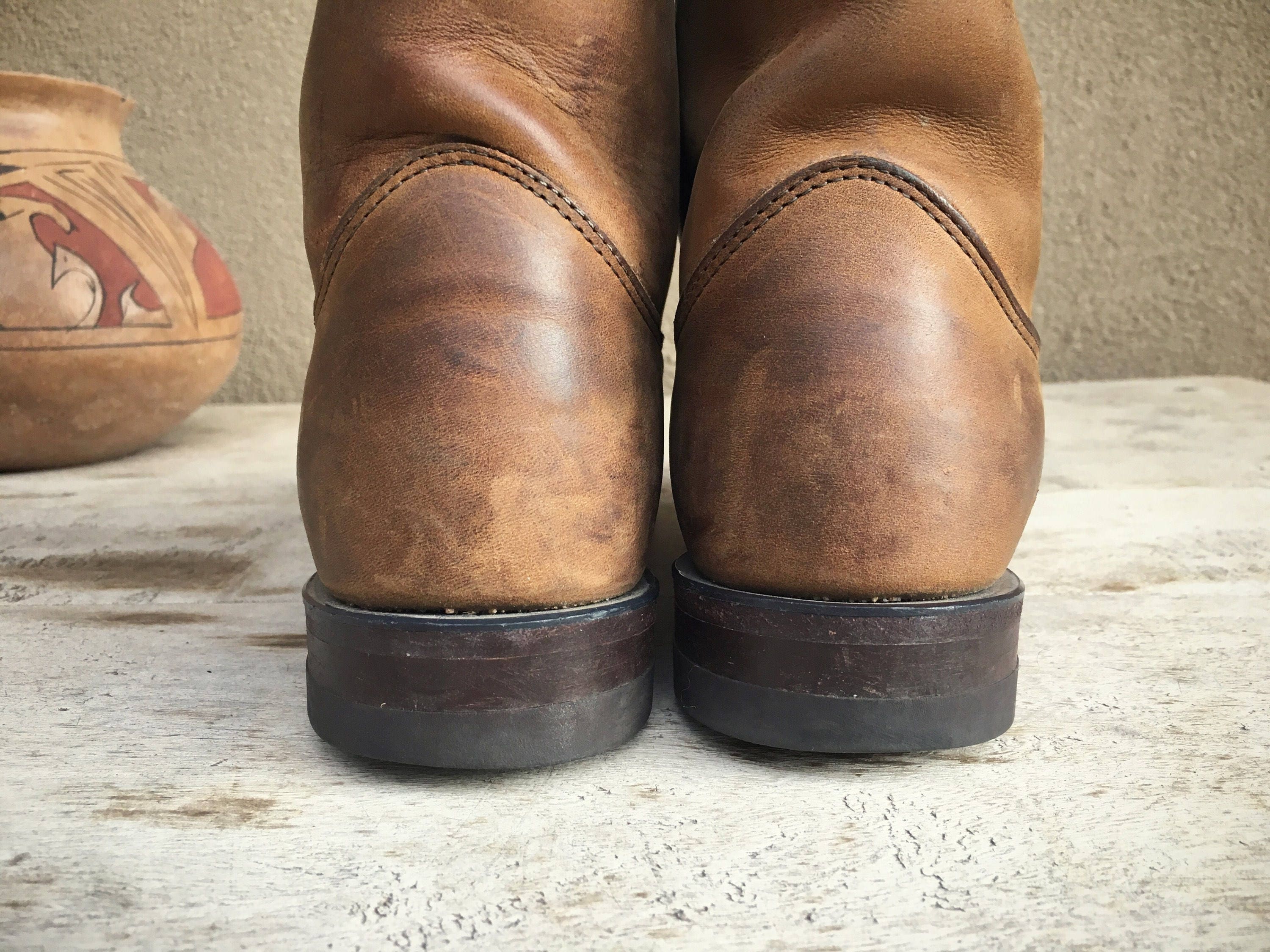 Vintage cowboy boots Women's size 9 B distressed leather Justin Ropers