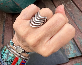 Vintage Sterling Silver Sculptural Waves Ring Size 7.25