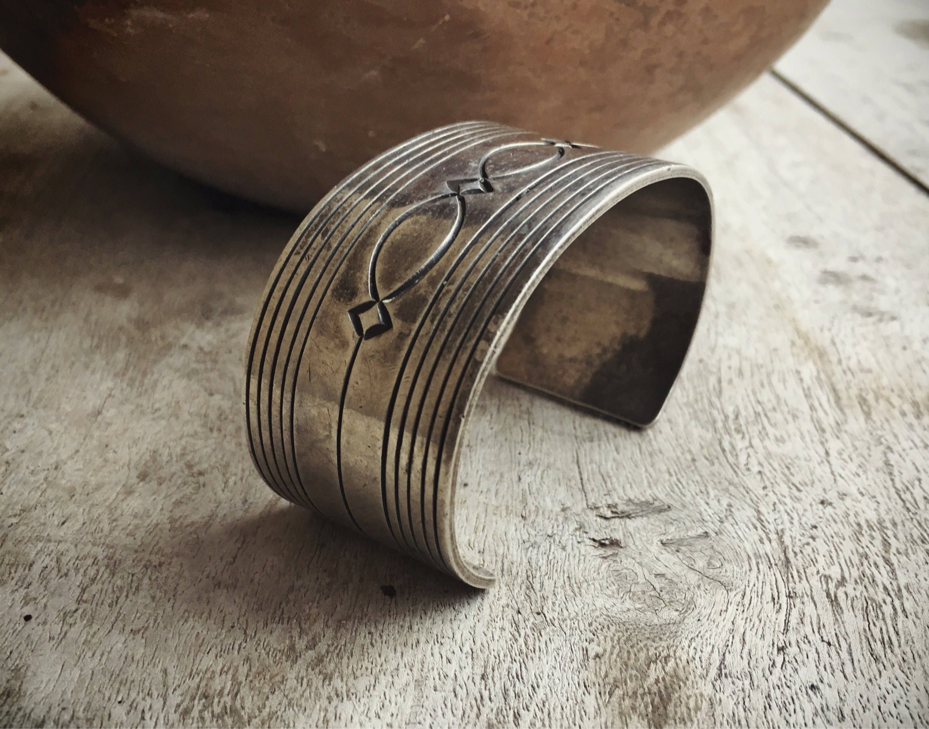 241 Gram Vintage Native American Navajo Sterling Silver Jon Nez Copper Bracelet 241 Gram Vintage Native American Navajo Sterling Silver Jon Nez Copper Bracelet