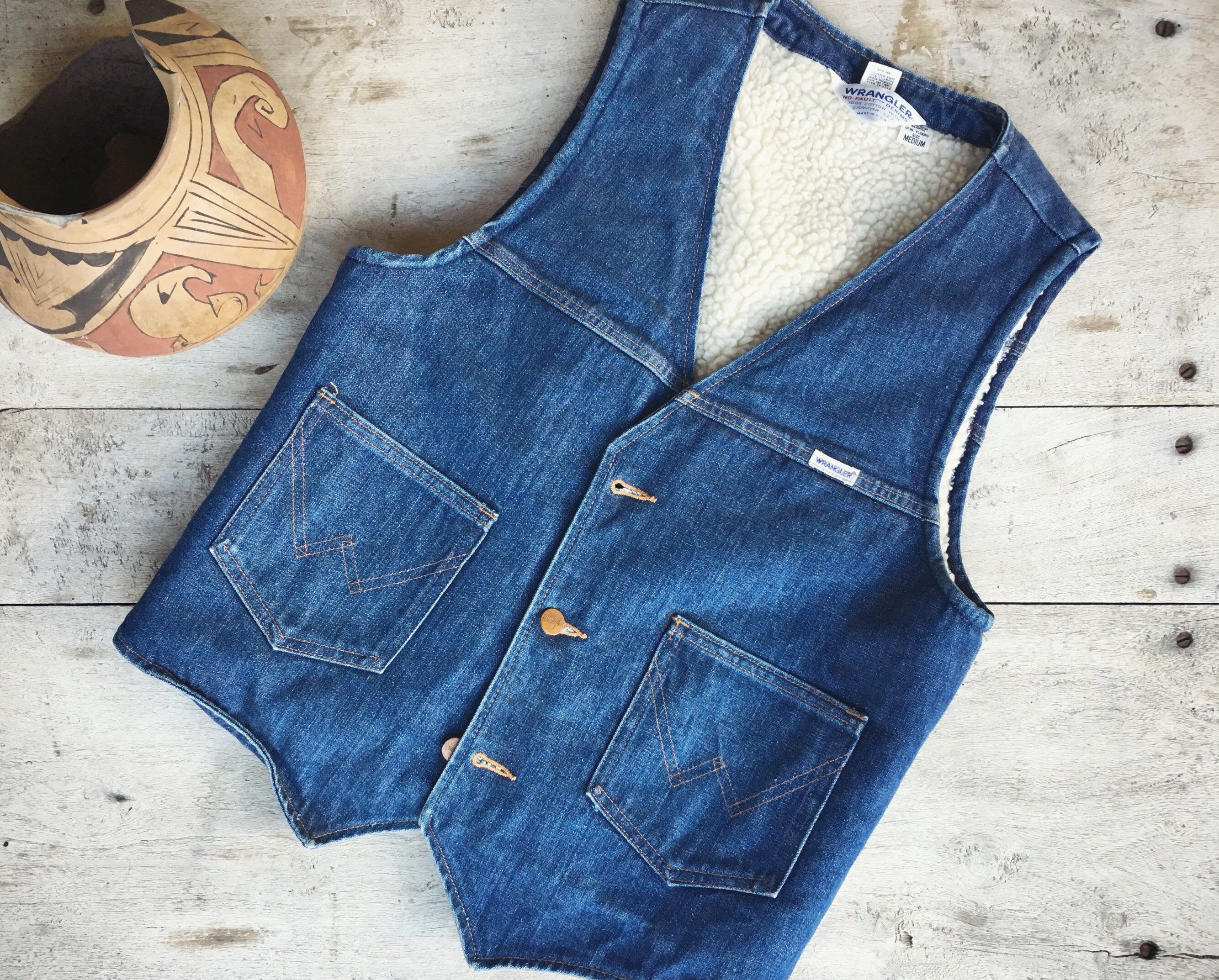 Vintage Wrangler's Lined Denim Sherpa Vest Size Medium Unisex Made in USA 1970s Button Up Vintage Wrangler's Lined Denim Sherpa Vest Size Medium Unisex Made in USA 1970s Button Up