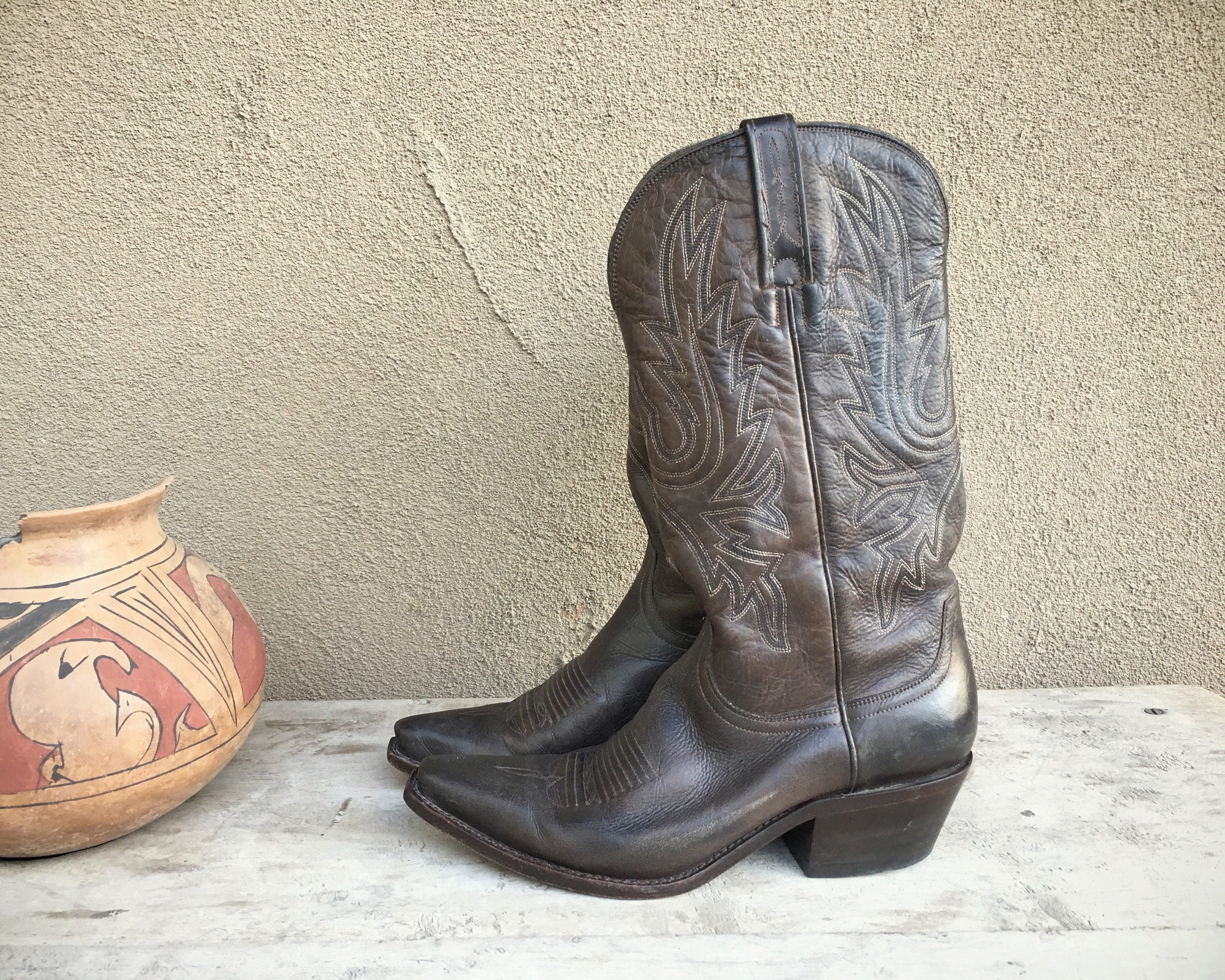 Vintage Lucchese cowgirl boots Size 7.5 B (fits up to 8) dark brown ...