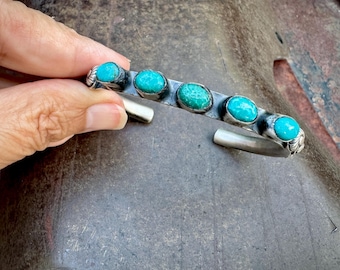 Navajo Chimney Butte Turquoise Sterling Silver Narrow Row Bracelet Size 6.5