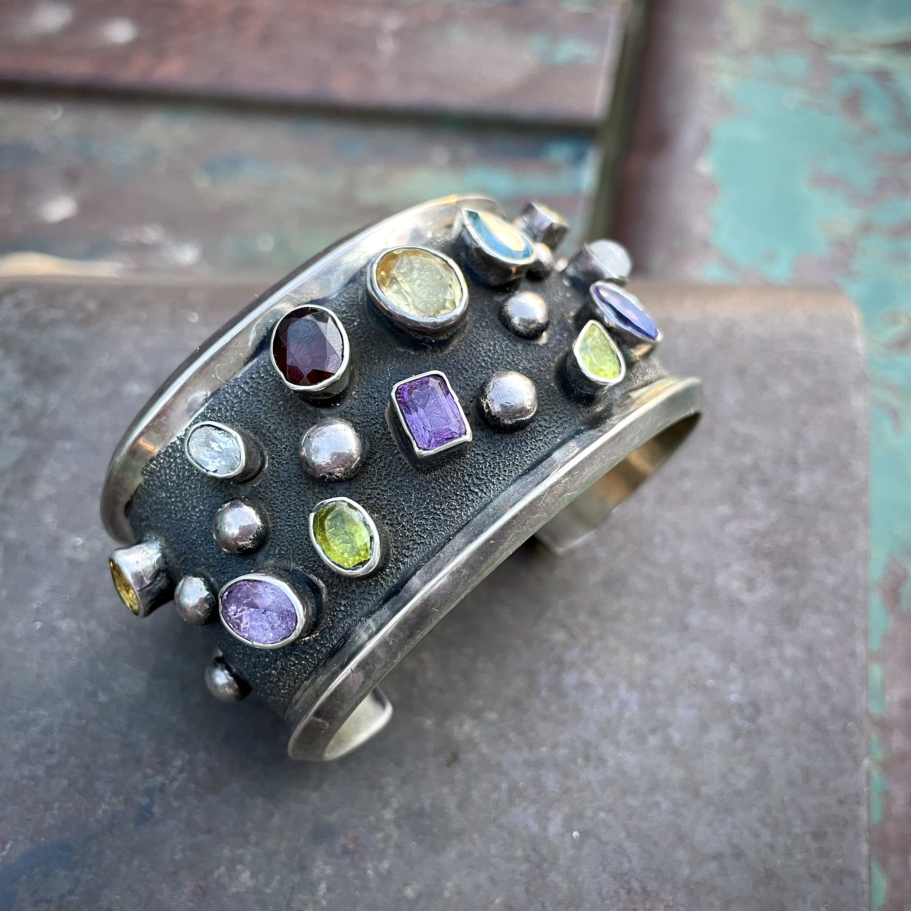Gemstone cuff shop