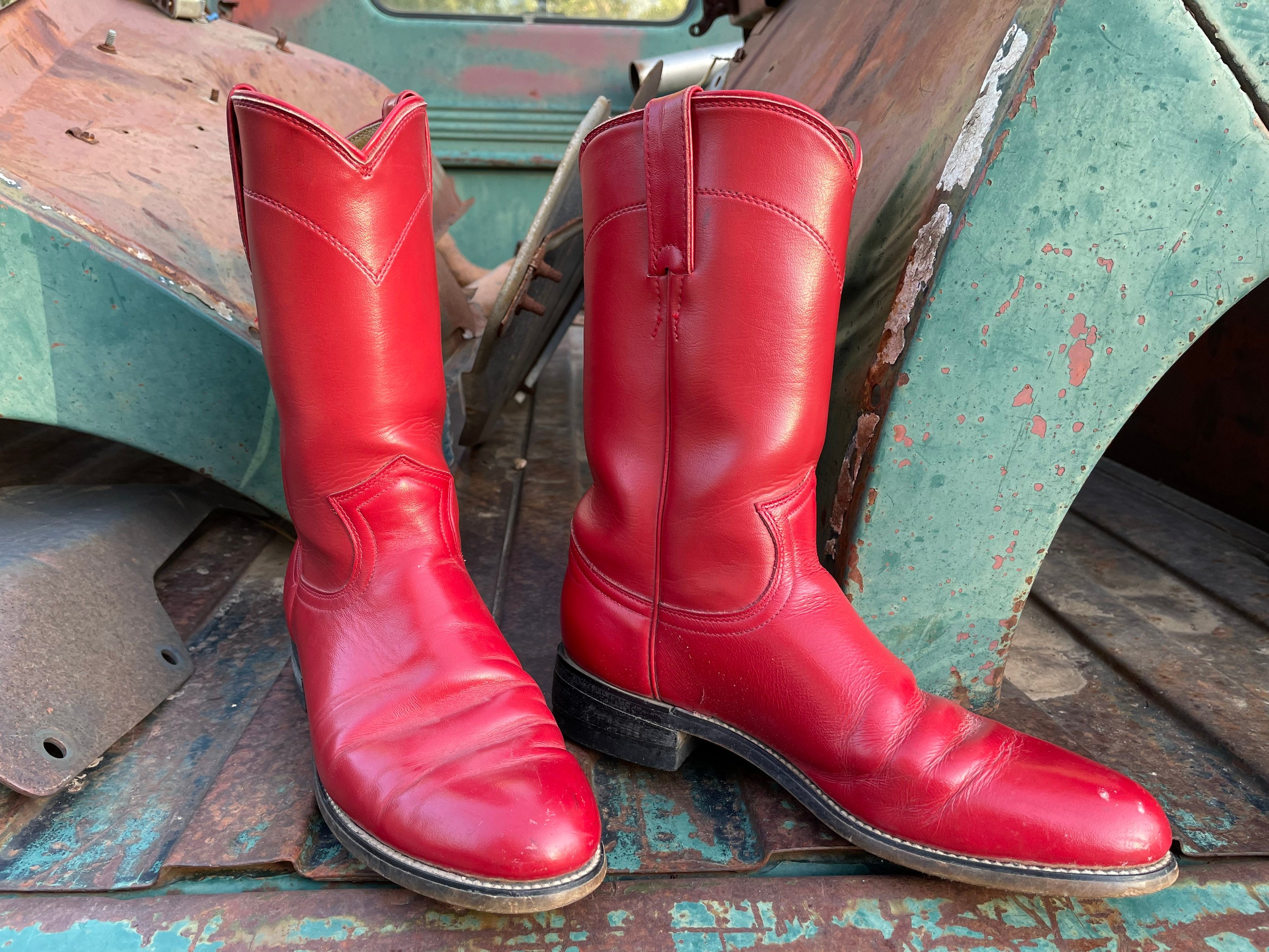 red roper boots