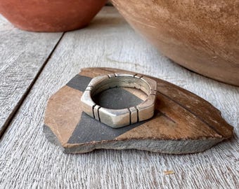 Modernist Sterling Silver Ring Approx Size 8, Squared Band Style