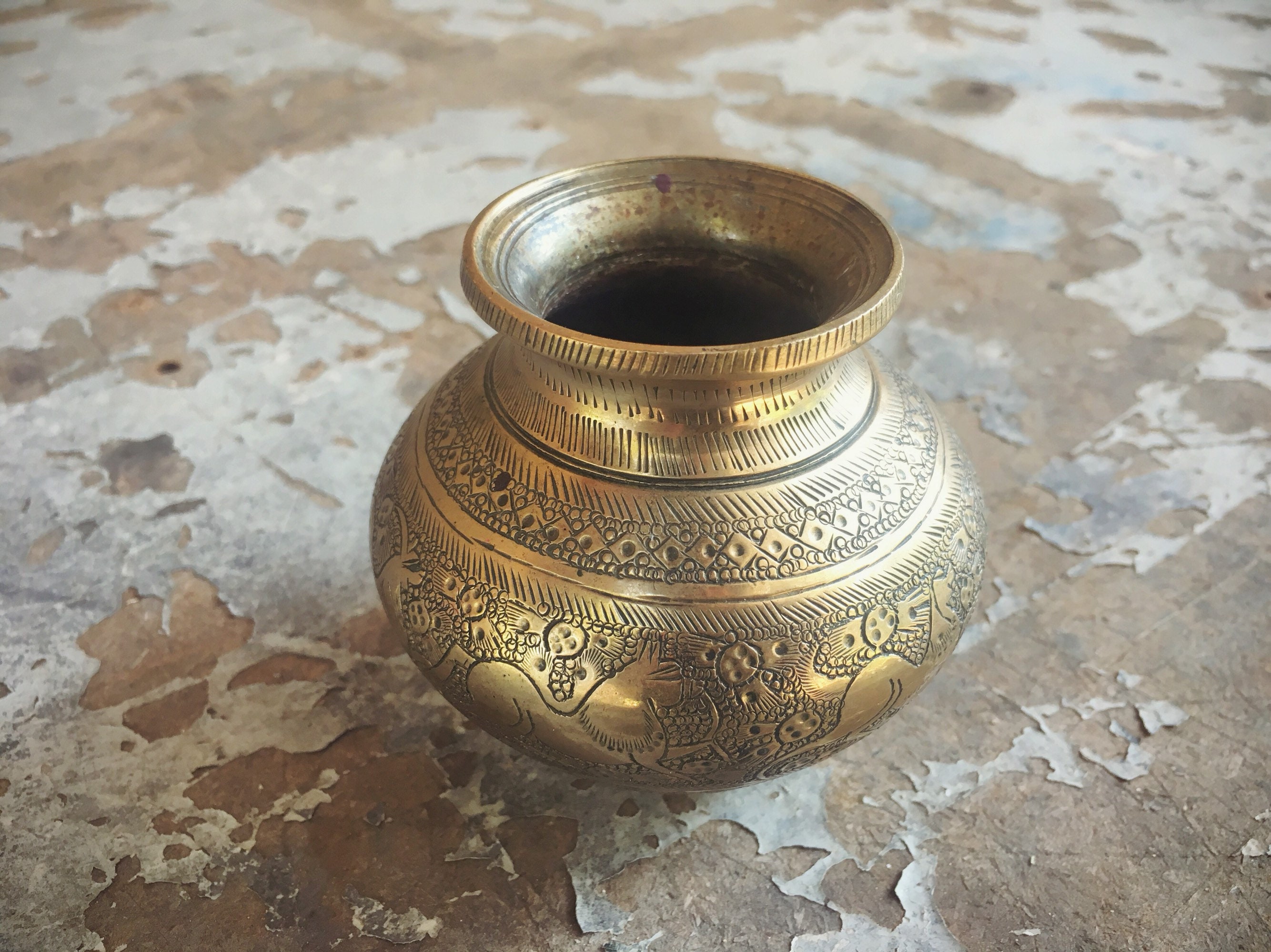 Vintage Small Engraved Brass Lota Pot Holy Water Vessel India Antiques