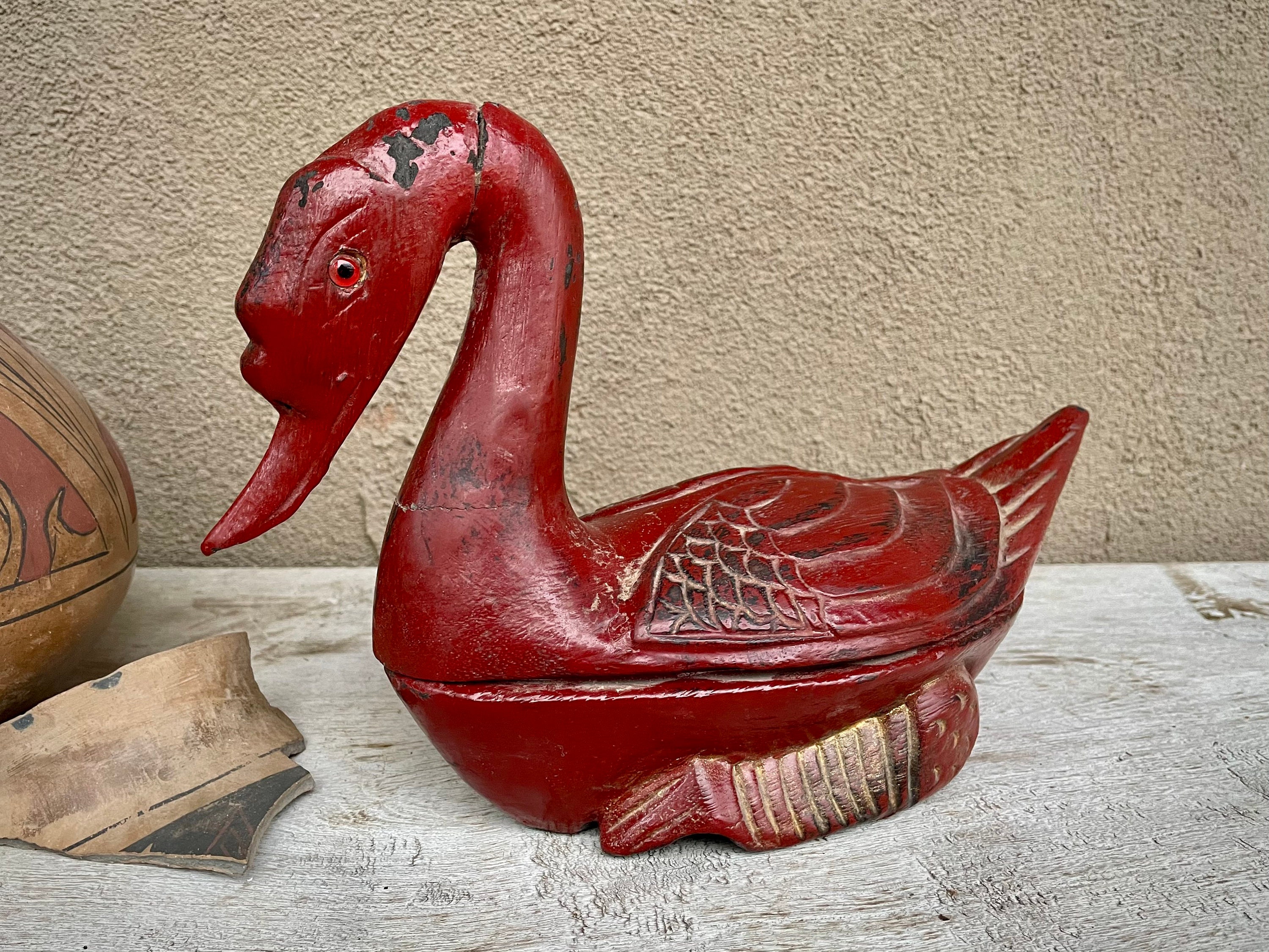 Illusion glæde pouch Antique Chinese Red Lacquered Swan Duck Shaped Wooden Box 1915 - Etsy