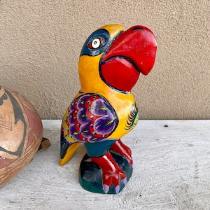 Vintage Guatemalan Hand-Carved Colorful Parrot Statue by Dennis Tawani, Primitive Folk Art
