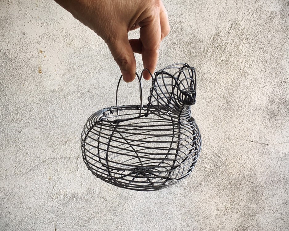 Vintage Chicken Egg Gathering Basket, Chicken Wire Egg Gathering