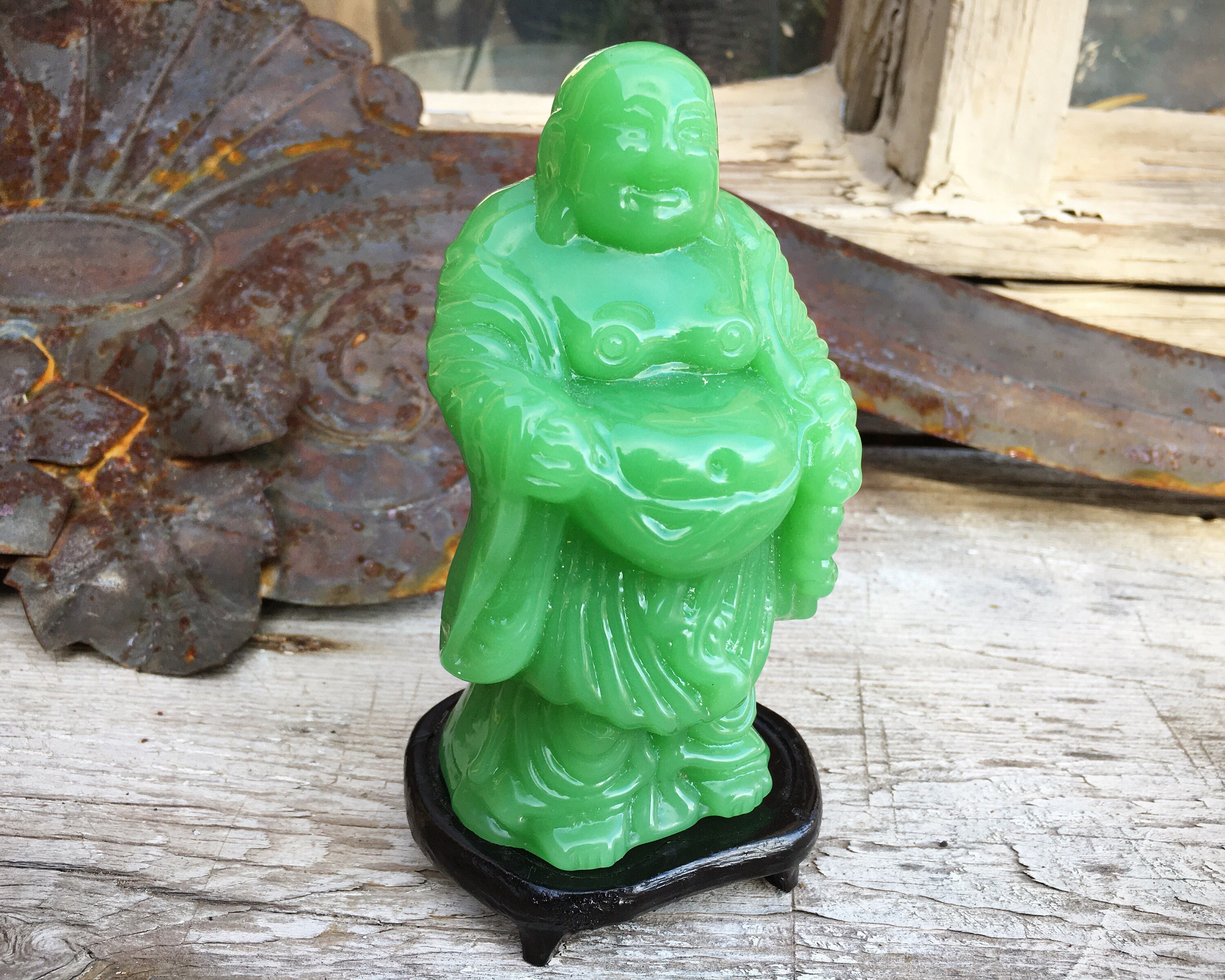 buddha resin statue
