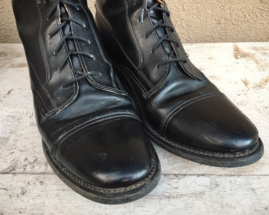 Vintage Northampton Black Leather Lace-up Boots Made in England Size 8. ...