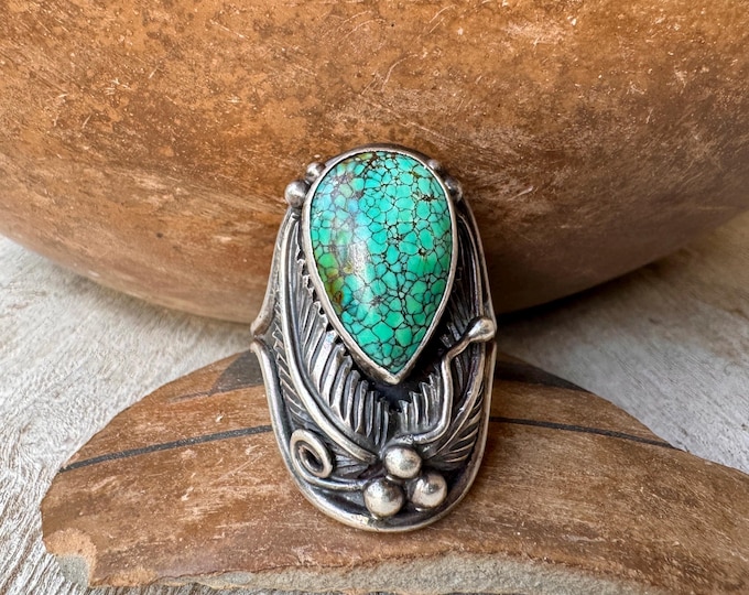 Featured listing image: Vintage Navajo Betty Thomas Sanel Spiderweb Turquoise Silver Ring Size 13.25