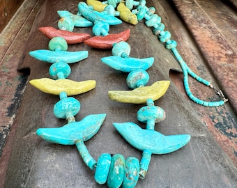 Carved Turquoise Multistone Bird Fetish (One Chipped) Necklace Approx 34.5"