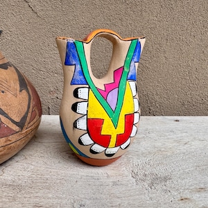 Distressed Tesuque Jemez Poster Paint Pottery Wedding Vase 6.5" Tall