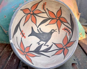 Santo Domingo Hilda Coriz Pueblo Pottery Bowl Approx 8" Dia, Bird Design, Native American Art