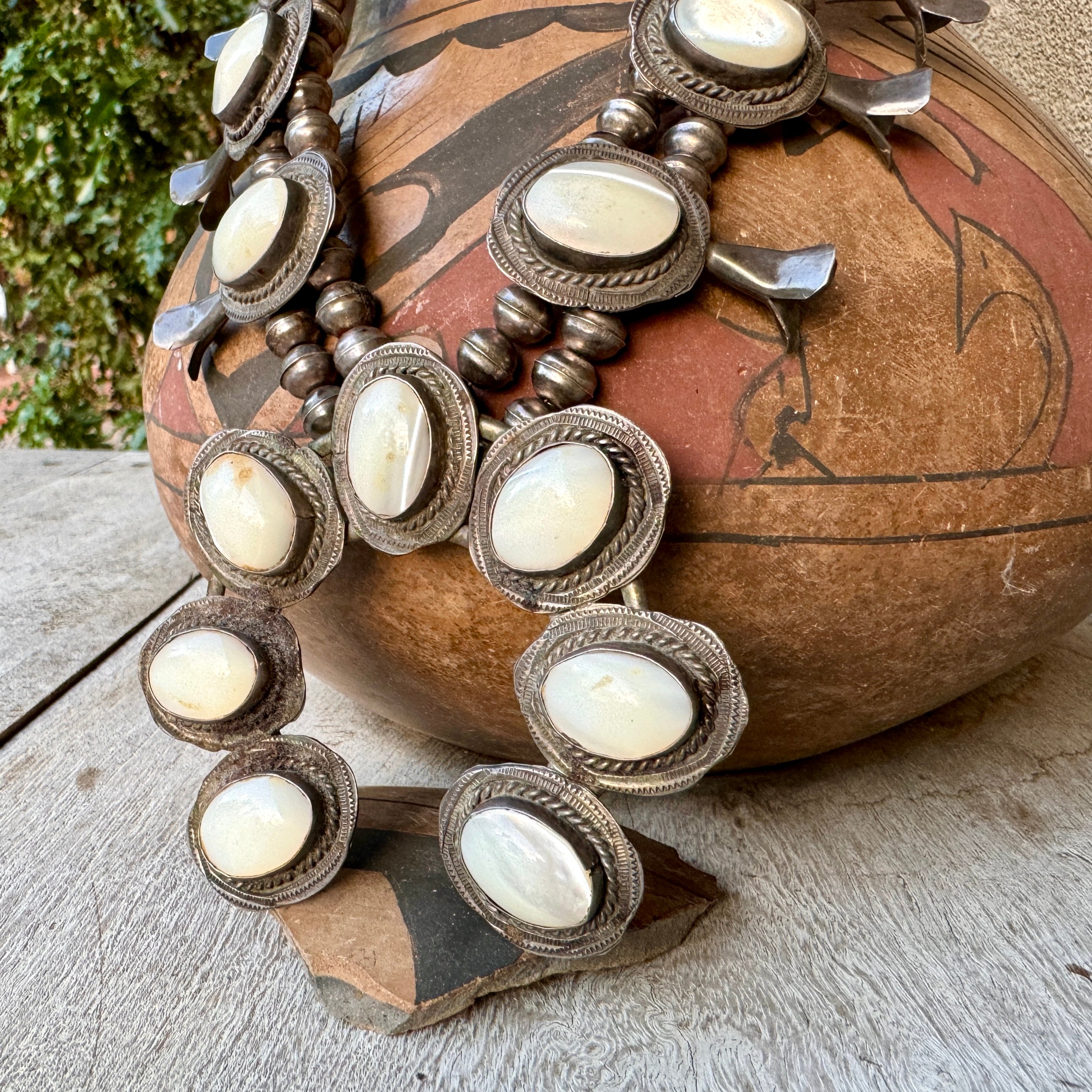 One Of The Finest Vintage Navajo Mother Of Pearl Native American Jewelry Silver Squash Blossom Necklace One Of The Finest Vintage Navajo Mother Of Pearl Native American Jewelry Silver Squash Blossom Necklace