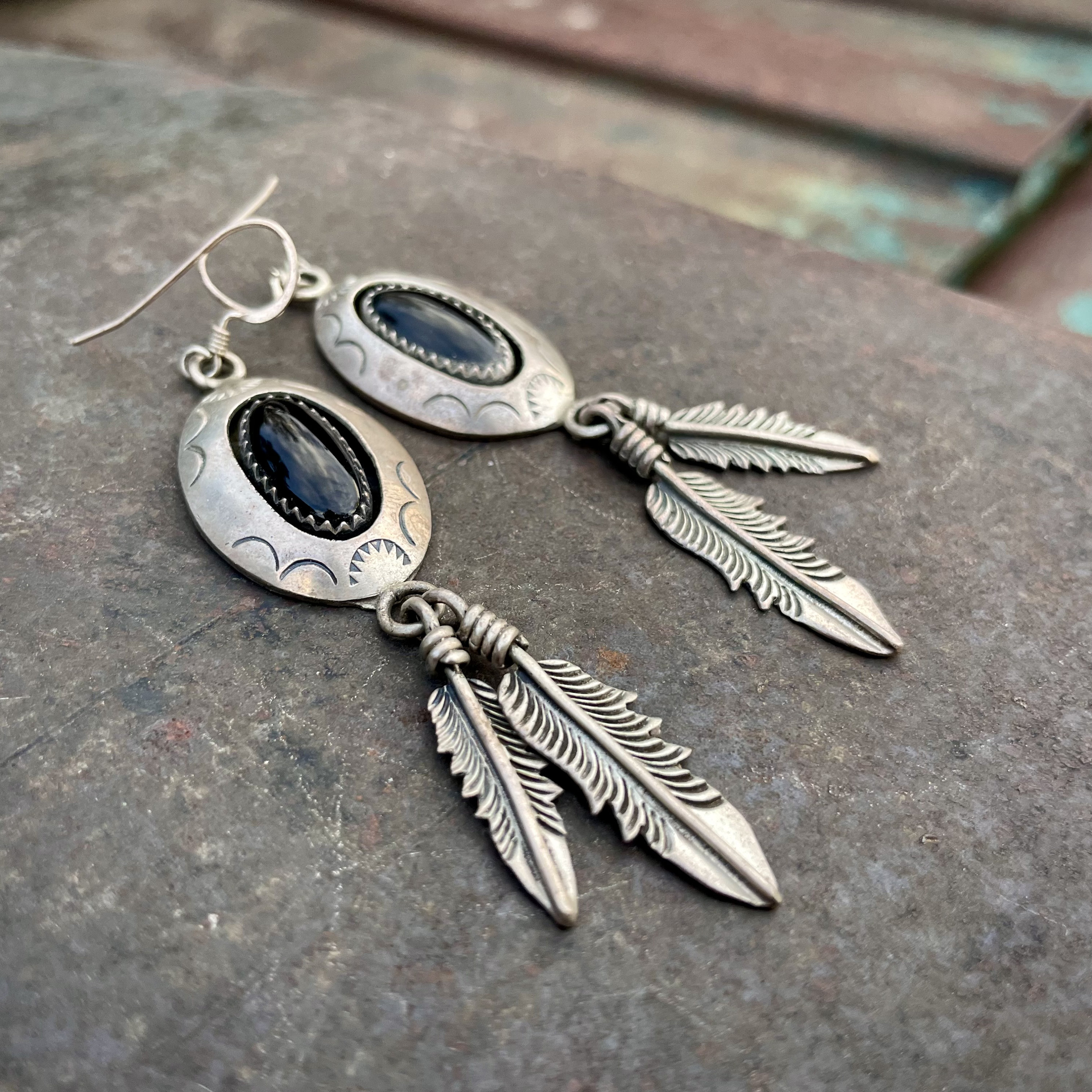 Vintage Sterling Silver Shadowbox Black Onyx Earrings with Feathers, Simple  Navajo Jewelry Women\'s