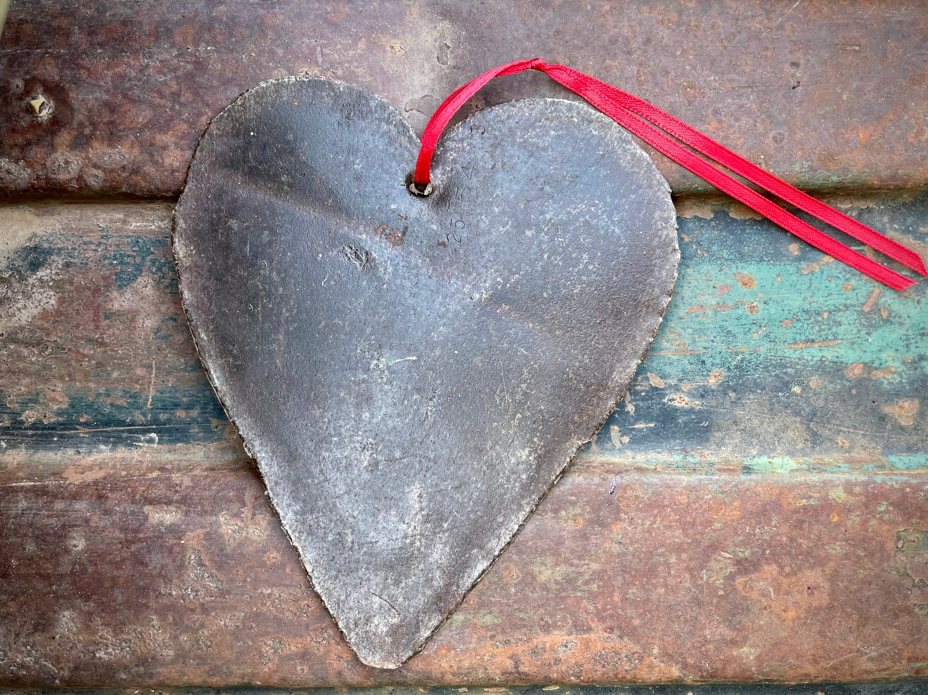 Vintage Rustic Iron Heart Wall Hanging, Front Porch Decor Farmhouse ...