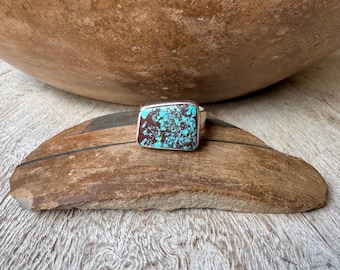 Small Vintage Spiderweb Turquoise Ring Approx Size 5, Compact Setting Minimalist Design