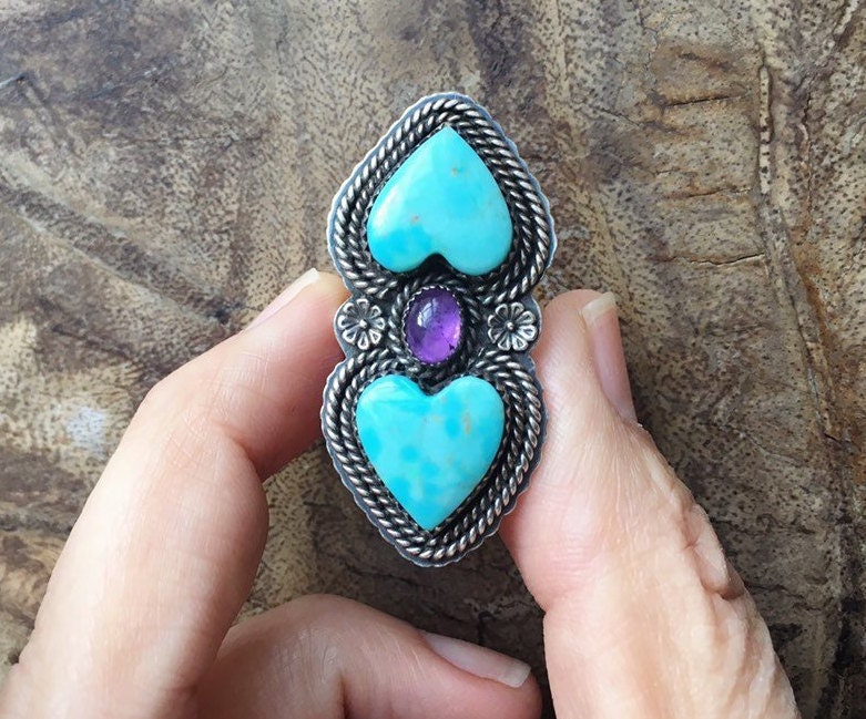 Fabulous Vintage Native American Navajo Turquoise Heart Sterling Silver Bracelet Fabulous Vintage Native American Navajo Turquoise Heart Sterling Silver Bracelet