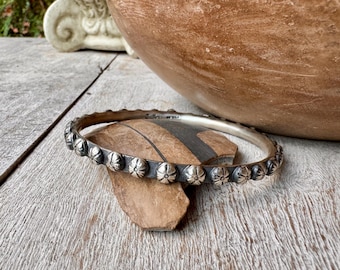 Navajo Chimney Butte Sterling Silver Bangle for Smallish Wrist, Native American Jewelry