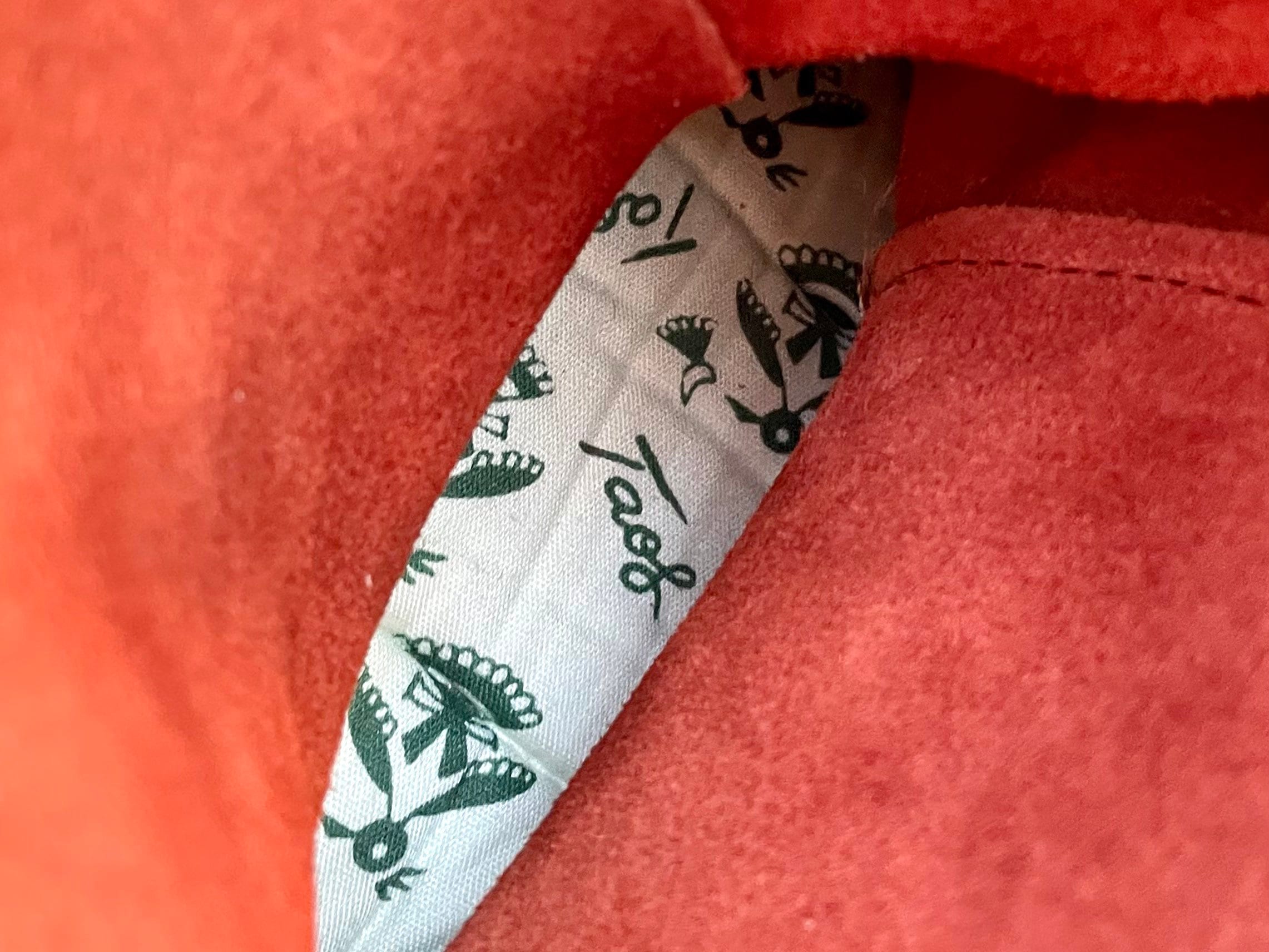 1970s Authentic Brown Leather Taos Moccasins Women's Approx Size 7 to 7