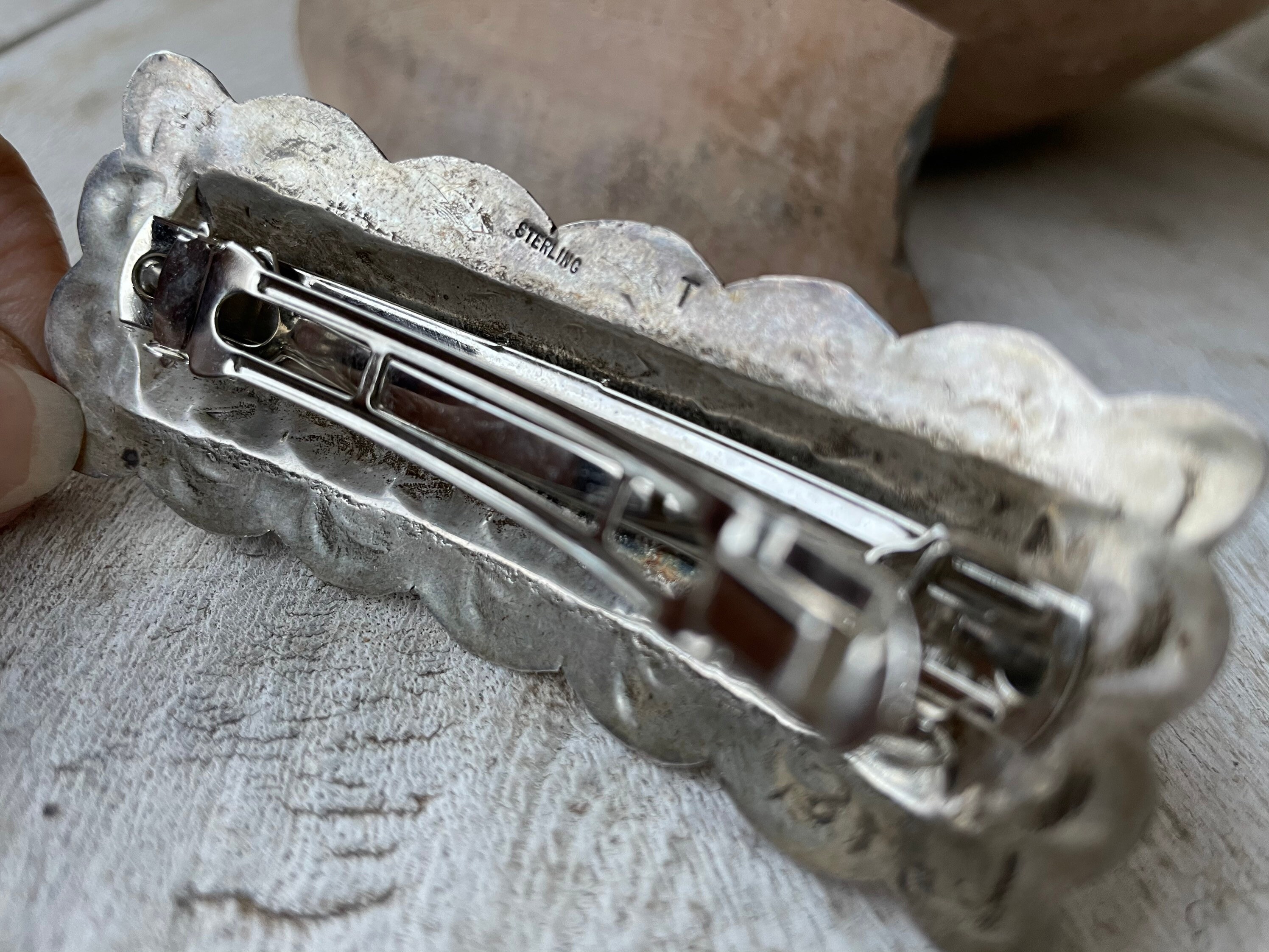 Navajo Stamped Sterling Silver Hair Barrette for Women  display picture 1