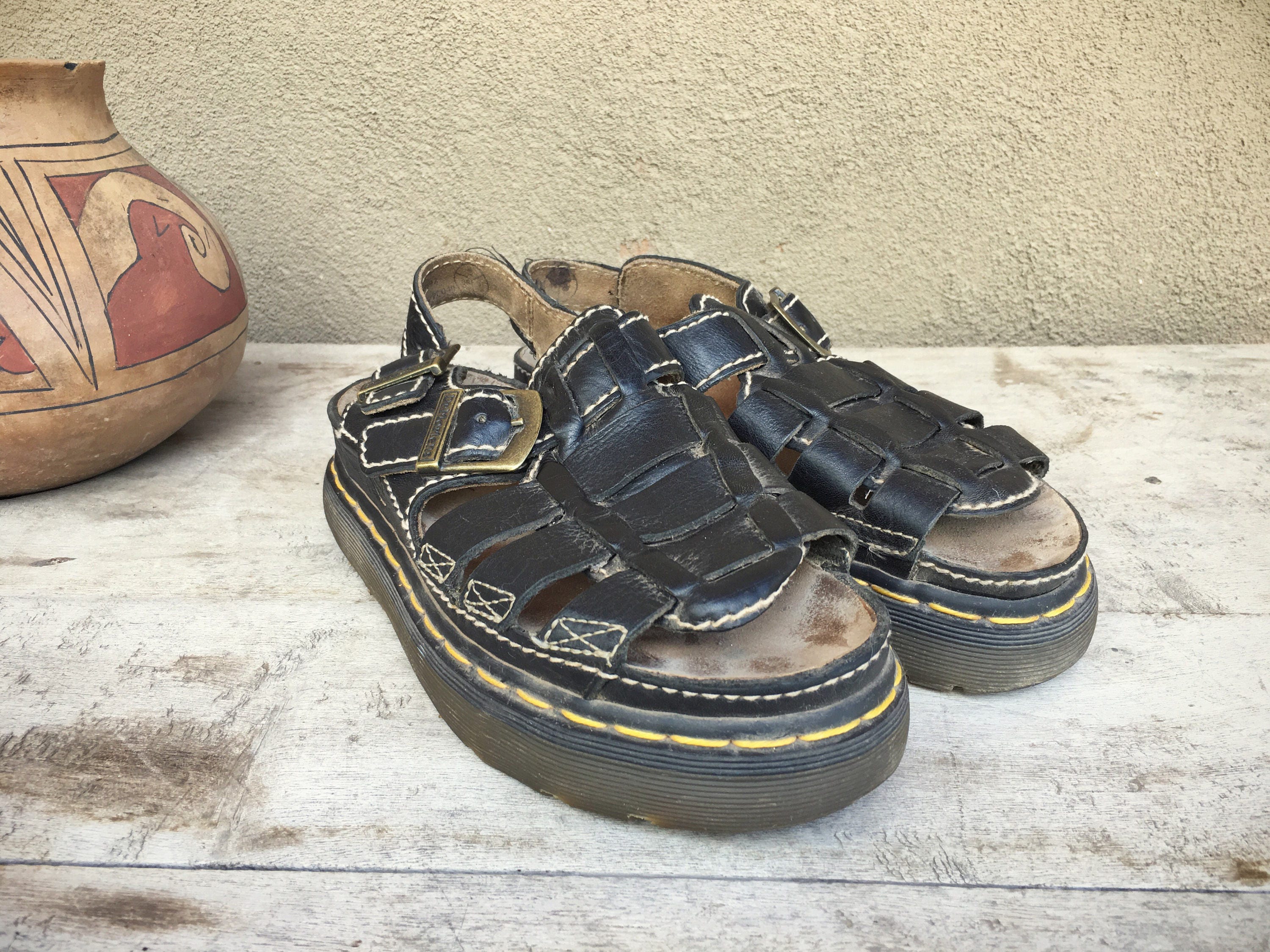 dr marten sandals size 6